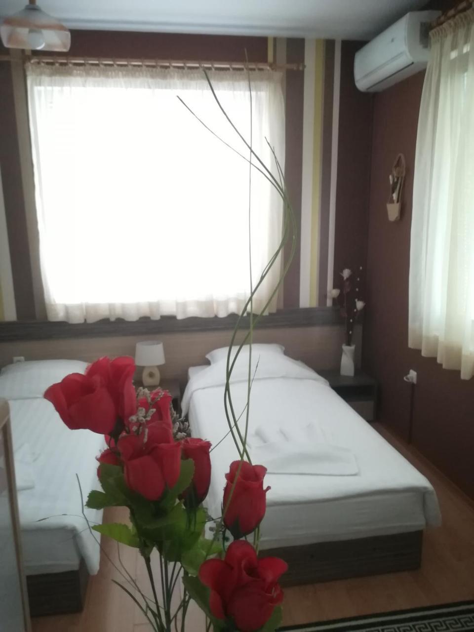 Economy Guest House София Экстерьер фото