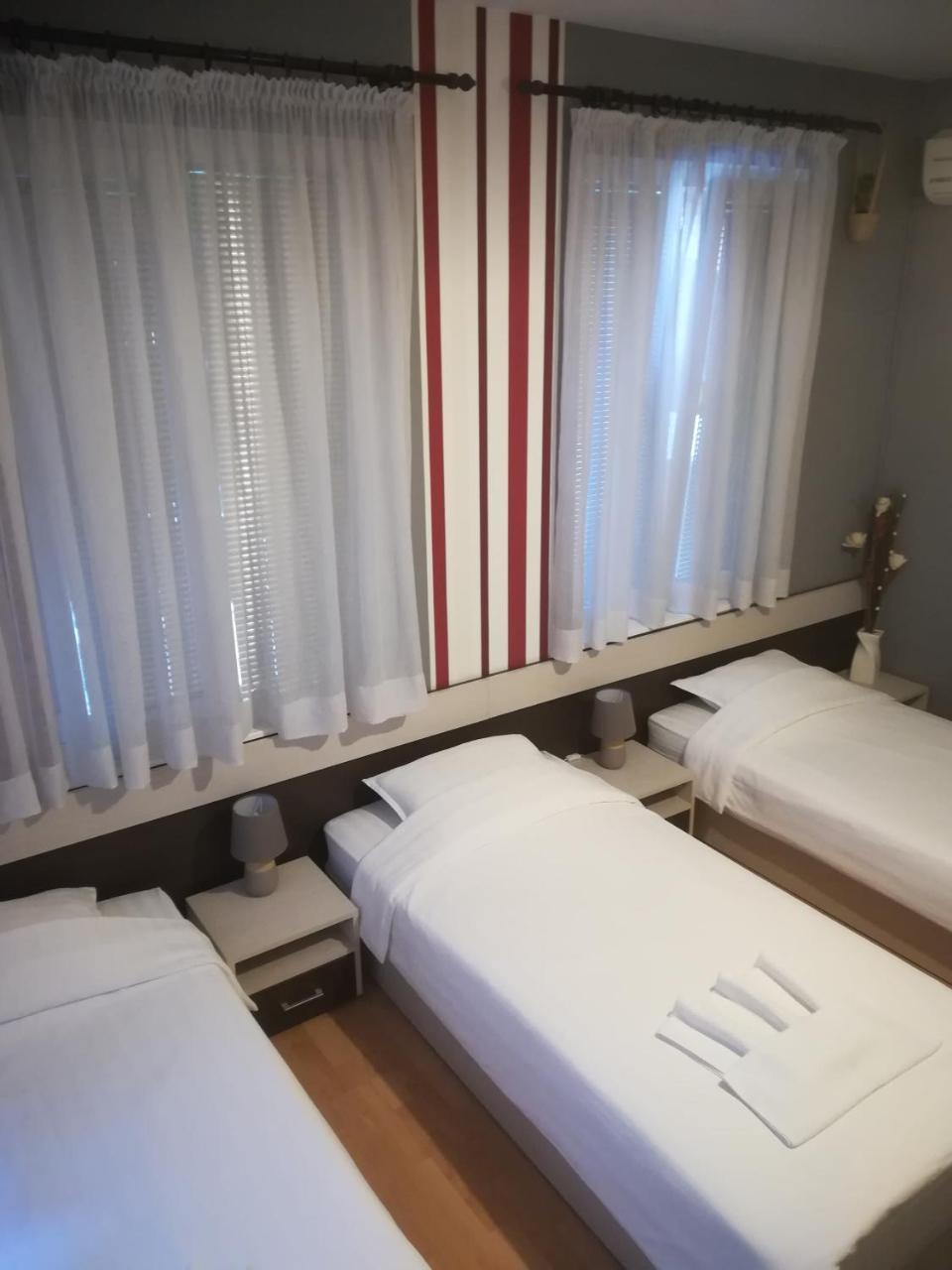 Economy Guest House София Экстерьер фото